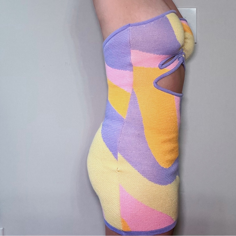 ABSTRACT CUT OUT MINI DRESS - Picture 4 of 7